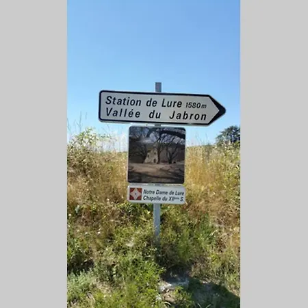 La Lurette, Et *