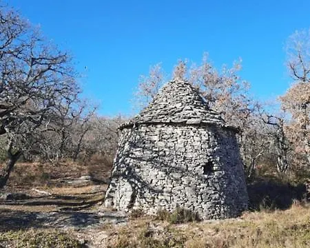 La Lurette, Et *